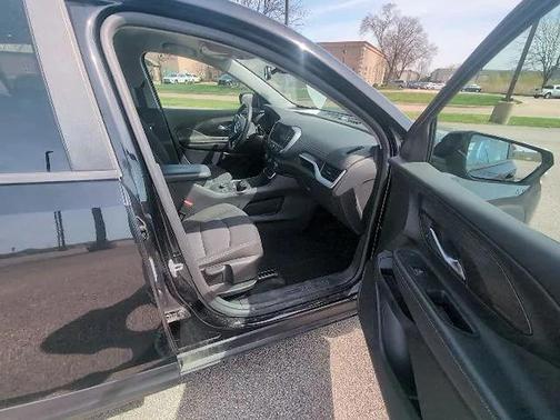 Ebony Twilight Metallic 2023 GMC Terrain SLE