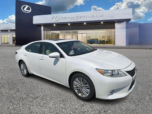 Starfire Pearl 2014 Lexus ES 350 Base