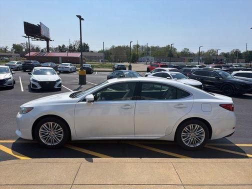 Starfire Pearl 2014 Lexus ES 350 Base