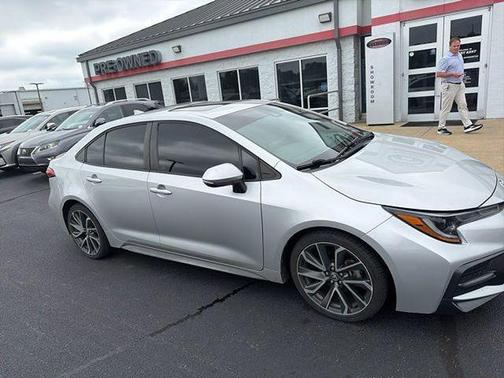 Classic Silver 2020 Toyota Corolla XSE
