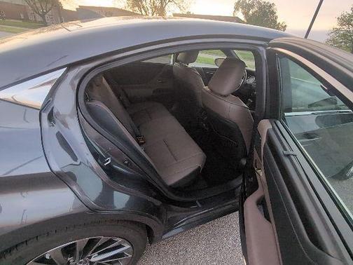 Cloudburst Gray 2025 Lexus ES 300h Ultra Luxury