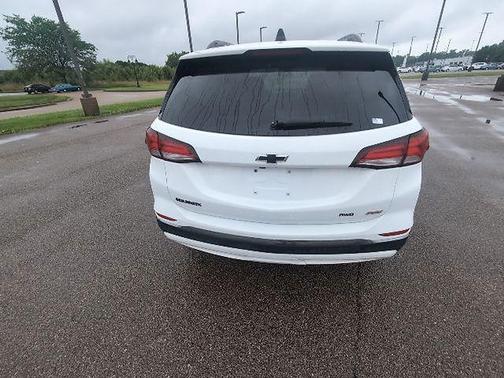 White 2022 Chevrolet Equinox RS