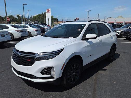 White 2022 Chevrolet Equinox RS