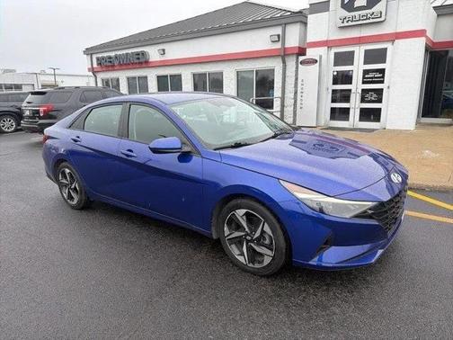 2023 Hyundai ELANTRA SEL