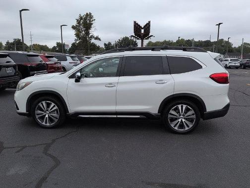 Crystal White Pearl 2019 Subaru Ascent Touring 7-Passenger