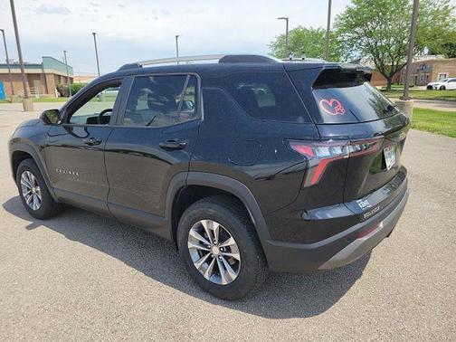 Mosaic Black Metallic 2025 Chevrolet Equinox 1LT