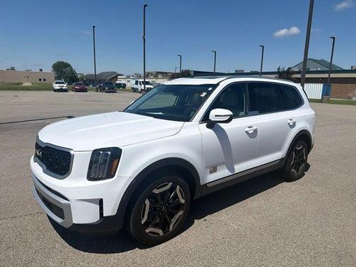 Glacial White Pearl 2025 Kia Telluride EX