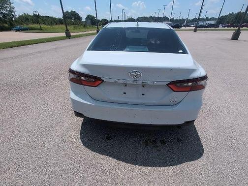 Ice Edge 2023 Toyota Camry LE