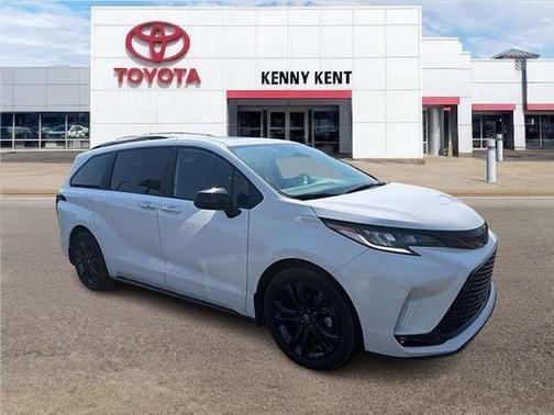 Ice 2025 Toyota Sienna XSE 7 Passenger