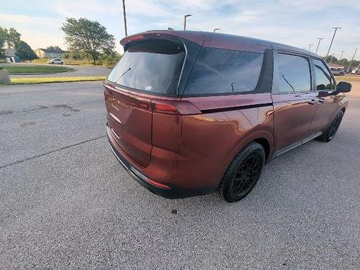 Flare Red 2024 Kia Carnival LX