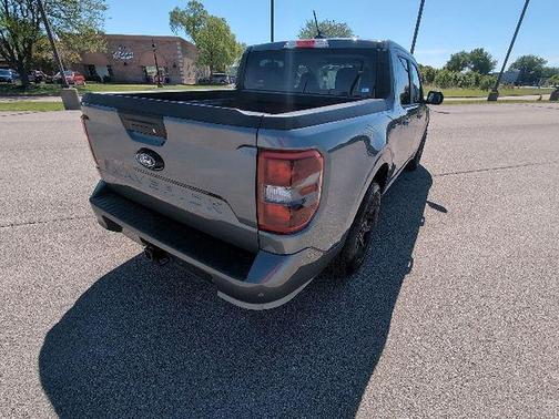 Carbonized Gray Metallic 2025 Ford Maverick Lobo Standard