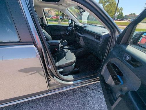 Carbonized Gray Metallic 2025 Ford Maverick Lobo Standard