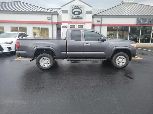 2020 Toyota Tacoma SR