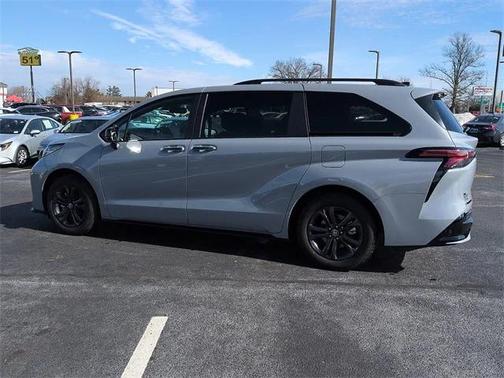 2026 Toyota Sienna XSE 7 Passenger