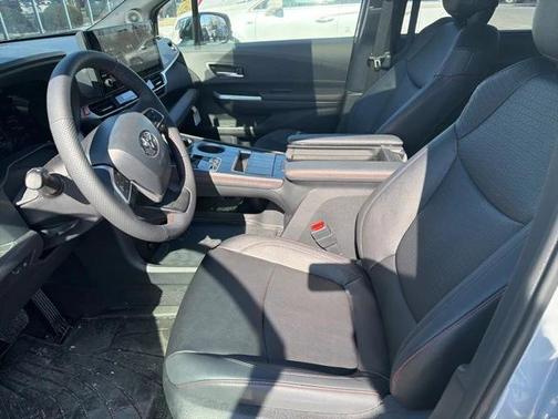 2026 Toyota Sienna XSE 7 Passenger