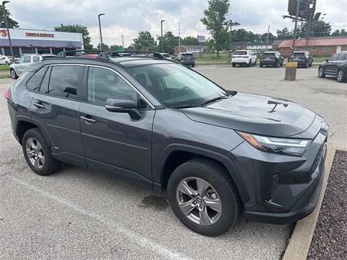 2022 Toyota RAV4 Hybrid XLE