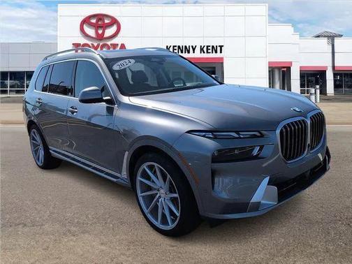 2024 BMW X7 xDrive40i