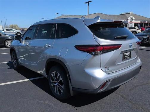 2021 Toyota Highlander Hybrid XLE