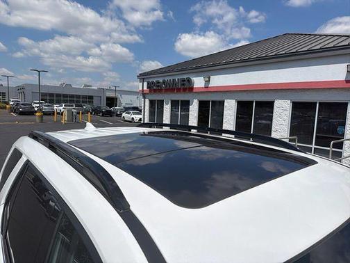 Platinum White Pearl 2025 Honda Pilot Touring 8-Passenger