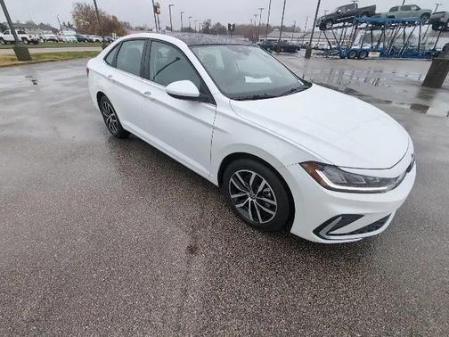 2025 Volkswagen Jetta 1.5T SE