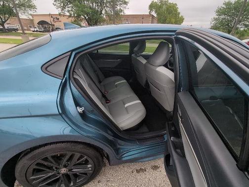 Ocean Gem 2025 Toyota Camry SE