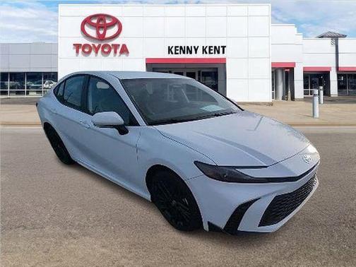 Ice Cap 2025 Toyota Camry SE