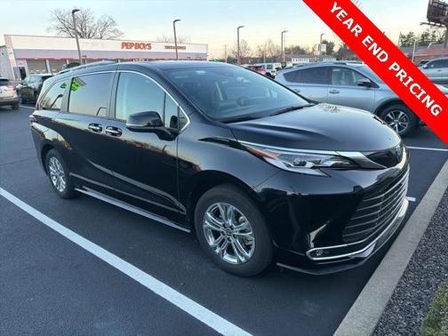 2023 Toyota Sienna Platinum