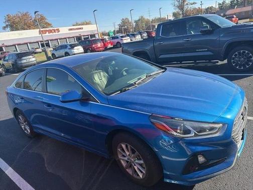 2018 Hyundai SONATA SE