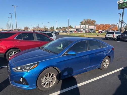 2018 Hyundai SONATA SE