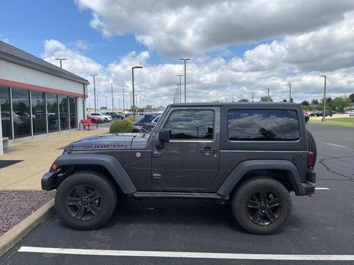 Granite Crystal Metallic Clearcoat 2016 Jeep Wrangler Rubicon