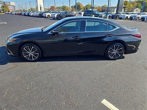 2022 Lexus ES 350 Base