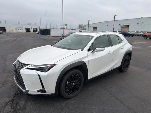 2025 Lexus UX 300h Base