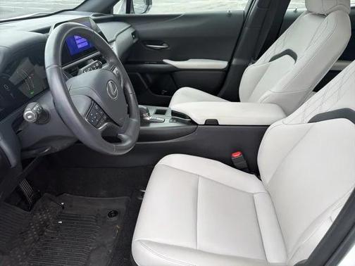 2025 Lexus UX 300h Base