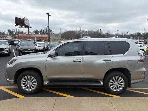 2023 Lexus GX 460 Premium