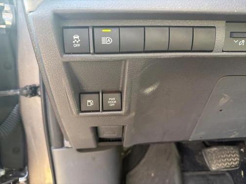 2022 Toyota Sienna LE