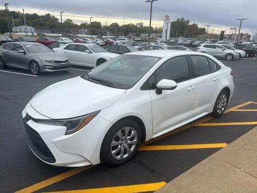 2023 Toyota Corolla LE