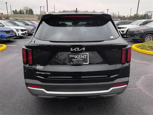 2025 Kia Sorento S