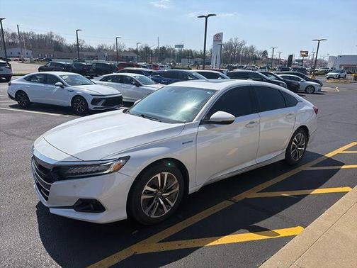 Platinum White Pearl 2022 Honda Accord Hybrid EX-L