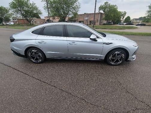 Aero Silver 2024 Hyundai SONATA SEL