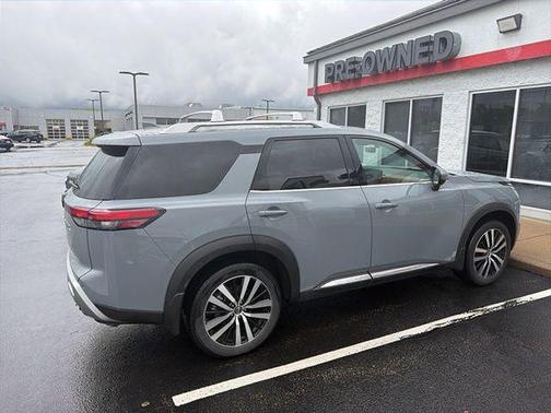 Boulder Gray Pearl 2024 Nissan Pathfinder Platinum 4WD