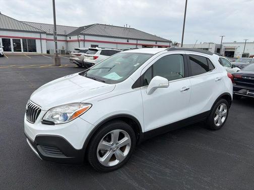 Summit White 2016 Buick Encore Base