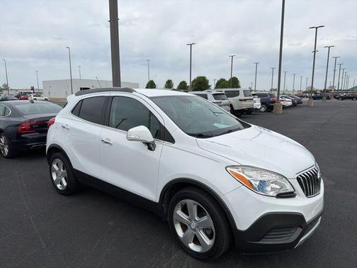 Summit White 2016 Buick Encore Base