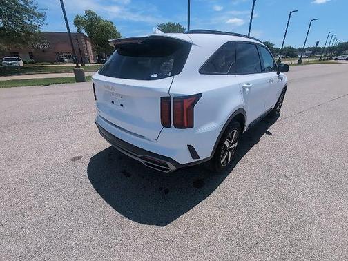 Glacial White Pearl 2023 Kia Sorento EX