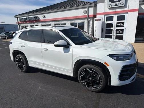 2026 Volkswagen Tiguan 2.0T SEL R-Line 4MOTION