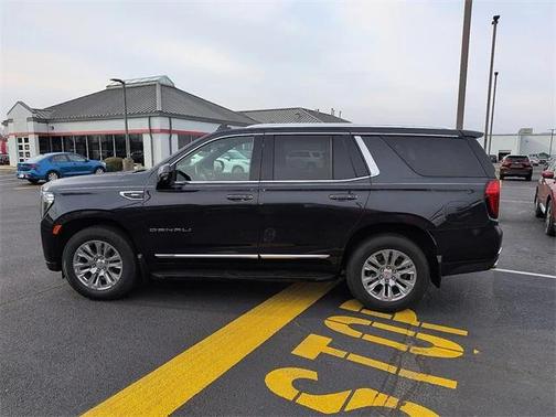 2023 GMC Yukon Denali