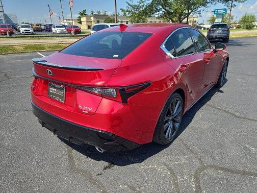 Infrared 2024 Lexus IS 350 F Sport