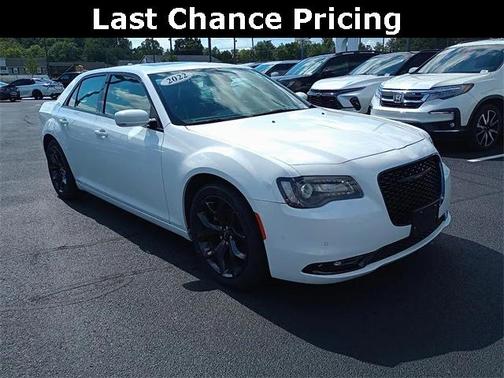 2022 Chrysler 300 S