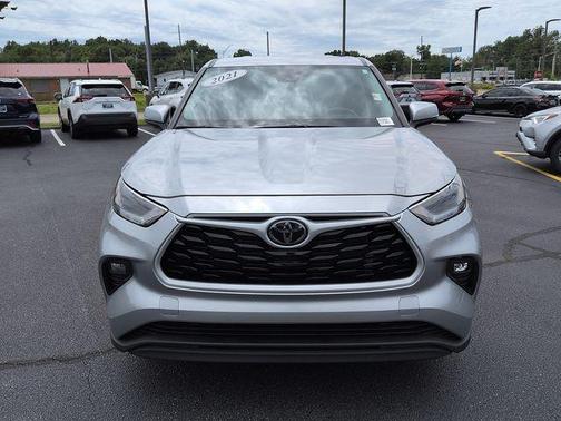 Celestial Silver 2021 Toyota Highlander LE