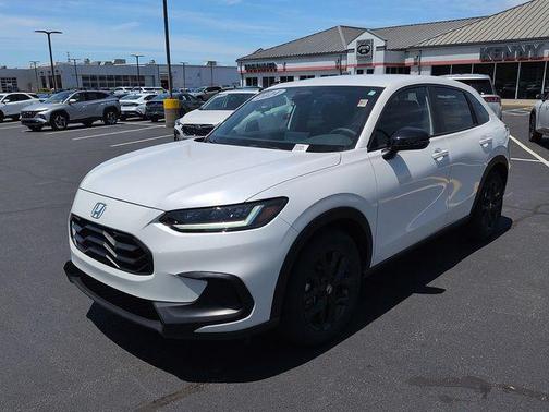 Platinum White Pearl 2024 Honda HR-V 2WD Sport