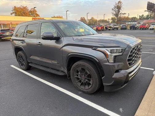 2024 Toyota Sequoia Platinum